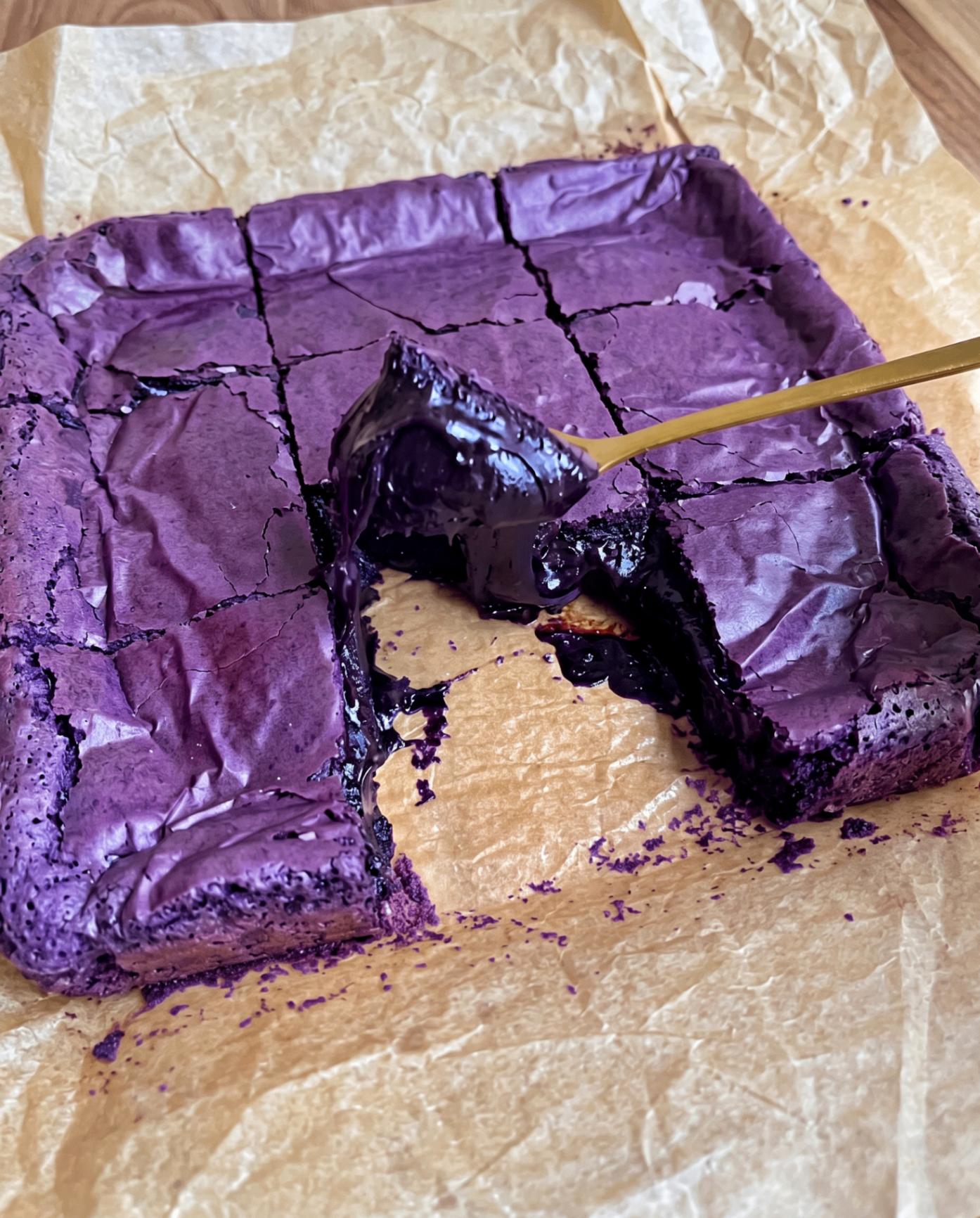 Gooey Ube Brownies: Recette de Chocolat Blanc Fondu