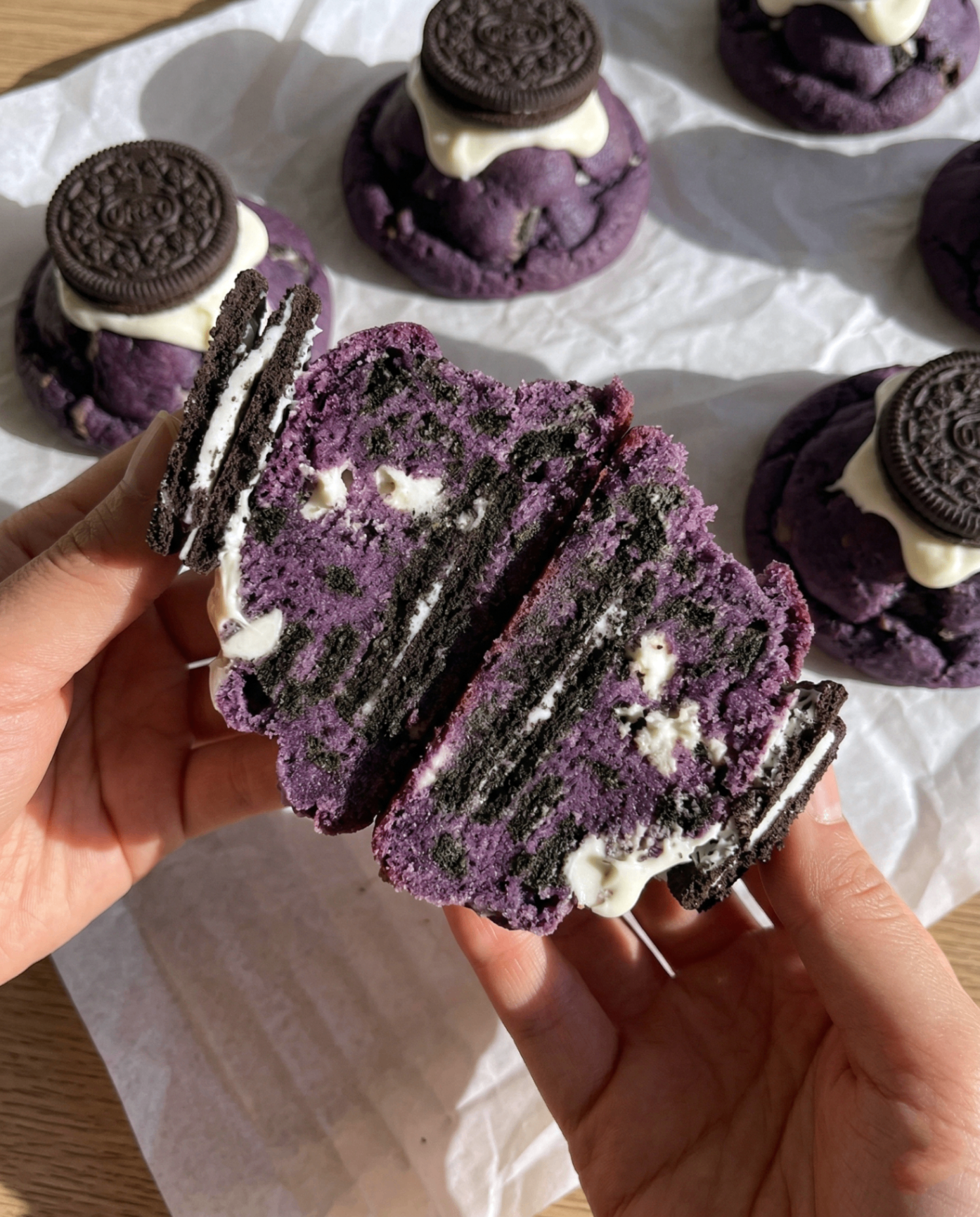 Cookies Oreo à l'ube façon New York